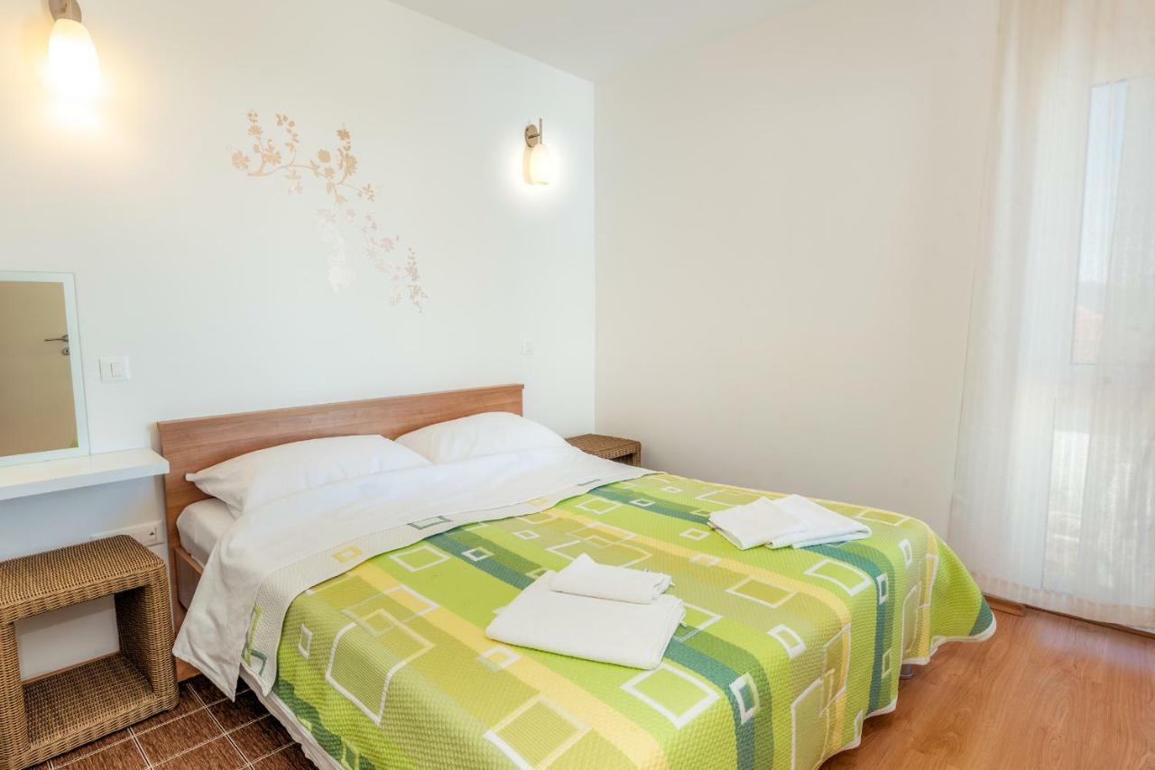 Apartmani Gelo Klek Kültér fotó